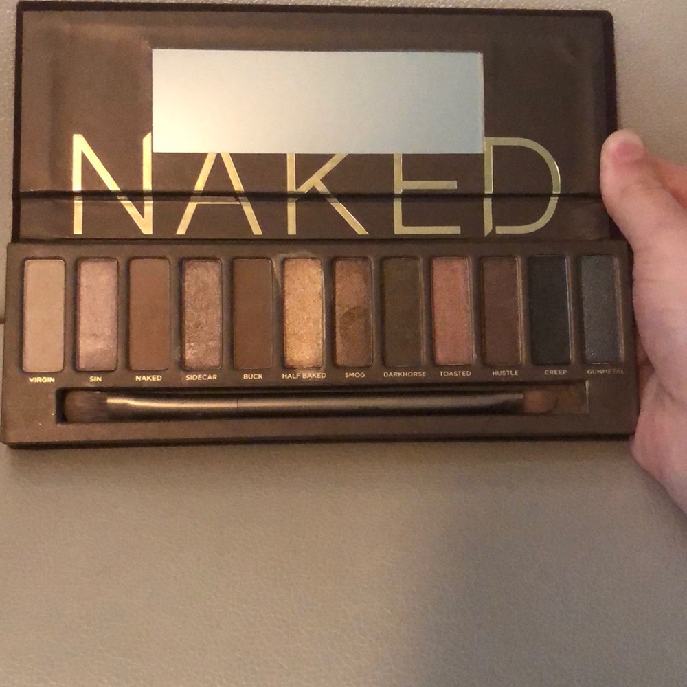 💛Naked Pallet FIRST GEN barely used!💛